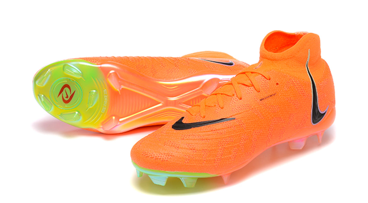 Phantom Luna Elite Firm Ground Football Boots