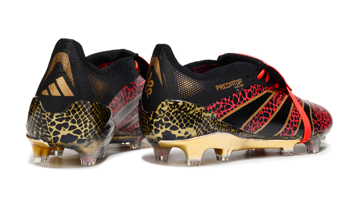 Predator Elite Fold-Over Tongue Firm Ground Football Boots