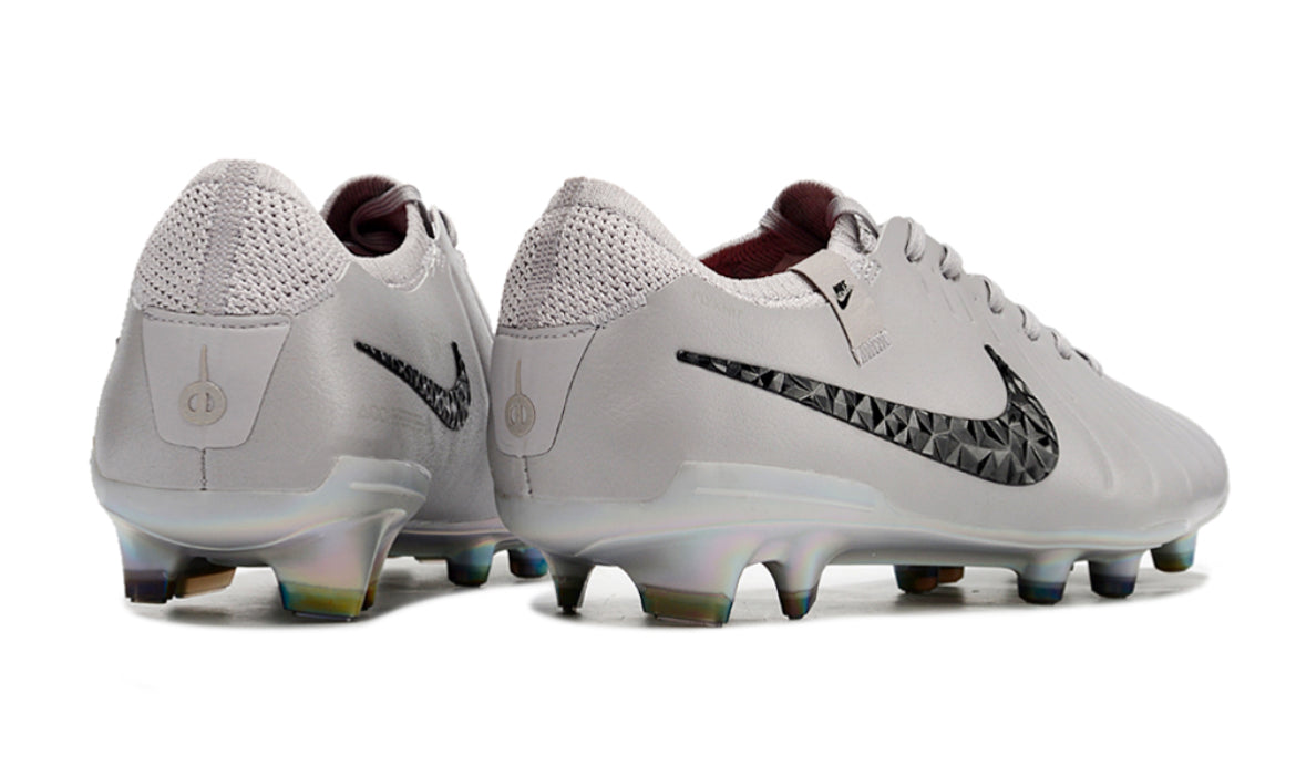 Tiempo Legend 10 Elite Firm Ground Football