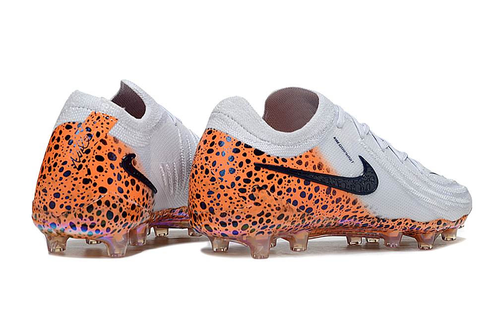 Phantom Gx 2 Elite Football Boots Artificial Grass