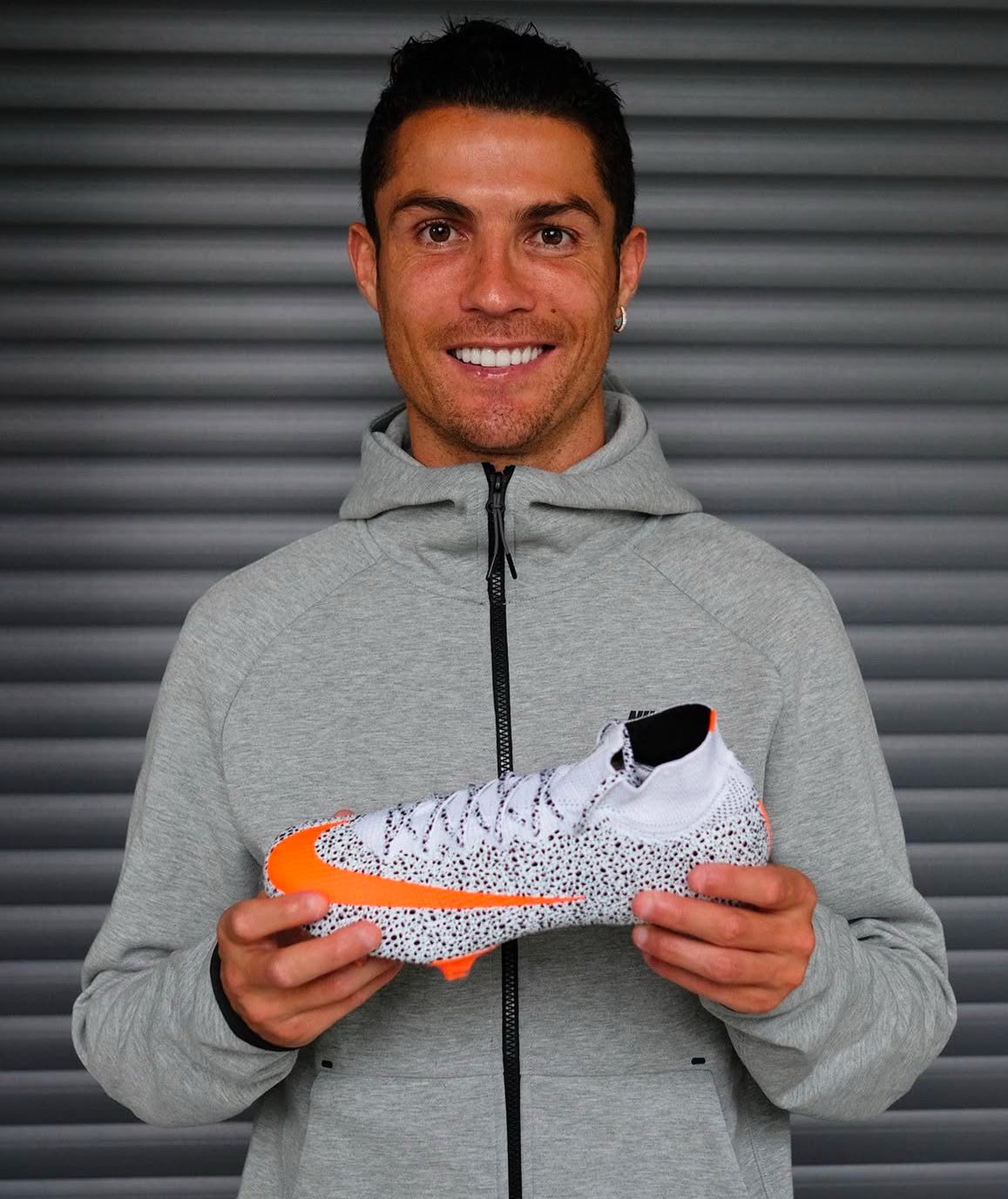 NIKE x CR7