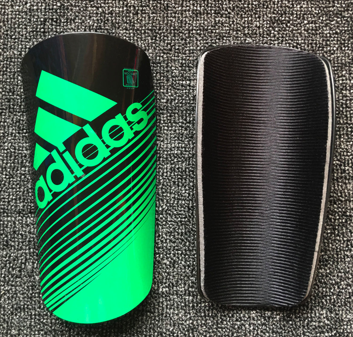 Adidas Protège tibias football