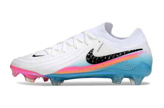 Phantom Luna 2 Elite Football Boots Firm Ground