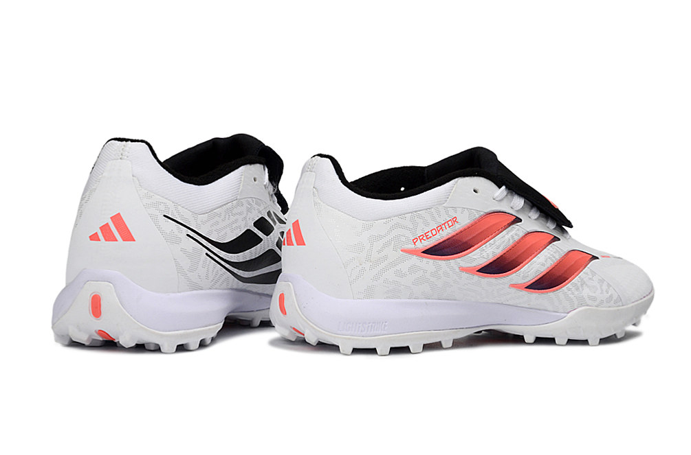Predator 26 ÉliteFootball Turf Firm