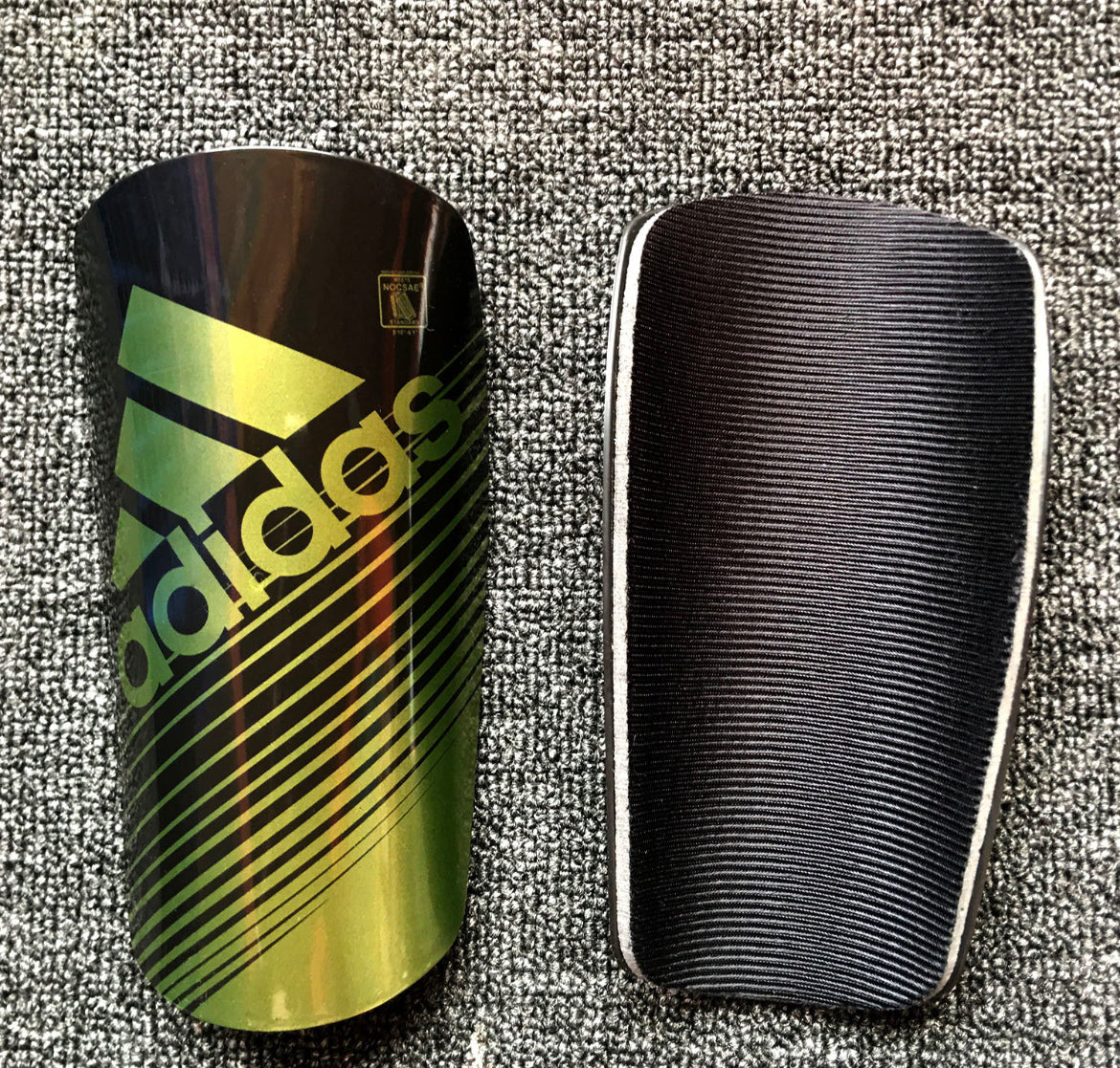 Adidas Protège tibias football