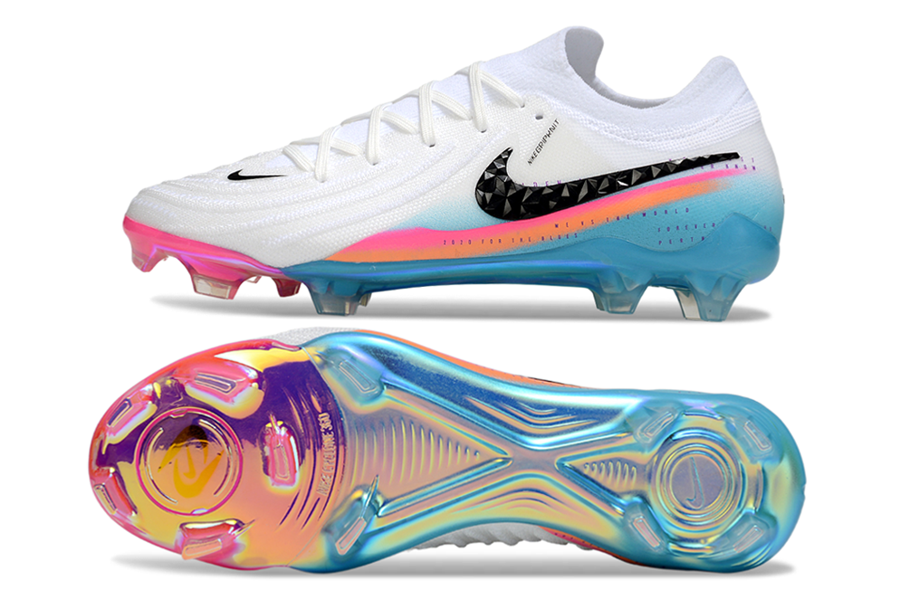 Phantom Luna 2 Elite Football Boots Firm Ground