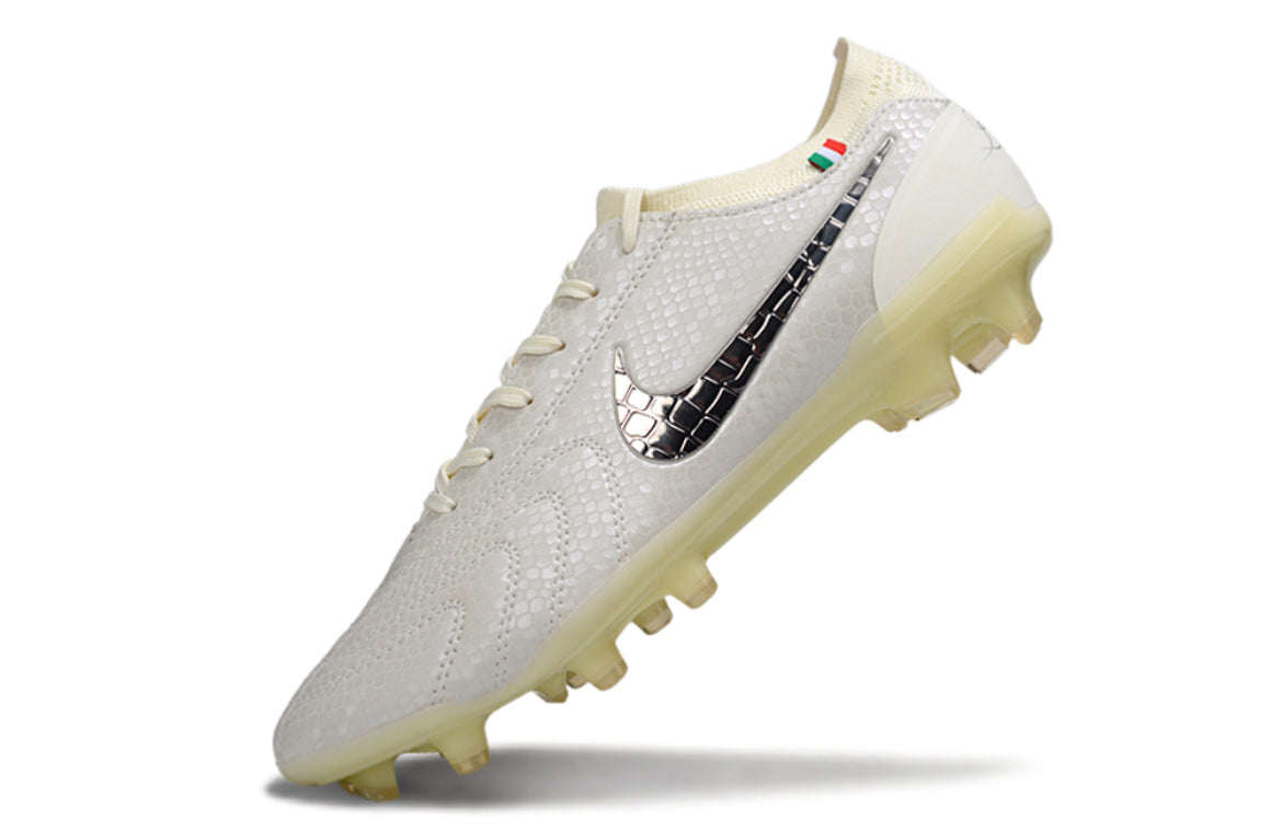 Tiempo Legend Legend 10 Elite Firm Ground Football Luxe