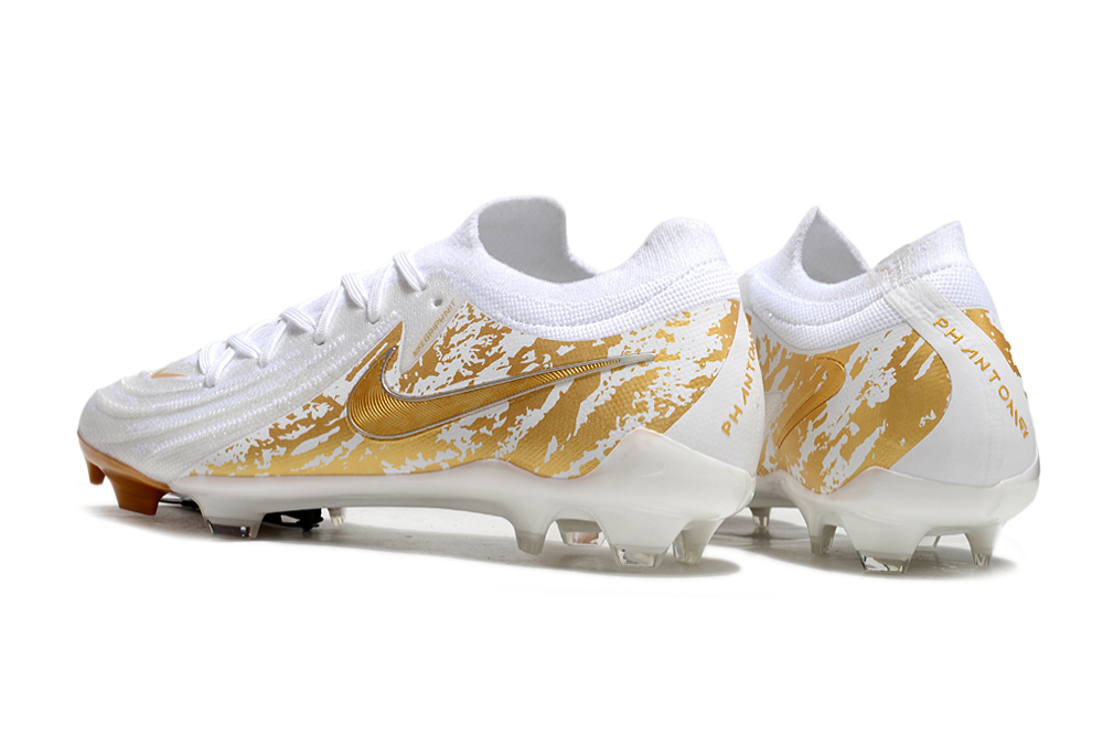 Phantom Luna 2 Elite Football Boots Firm Ground