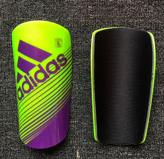 Adidas Protège tibias football