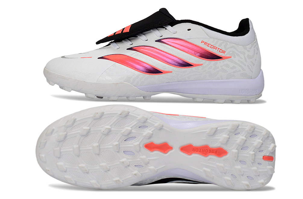 Predator 26 ÉliteFootball Turf Firm