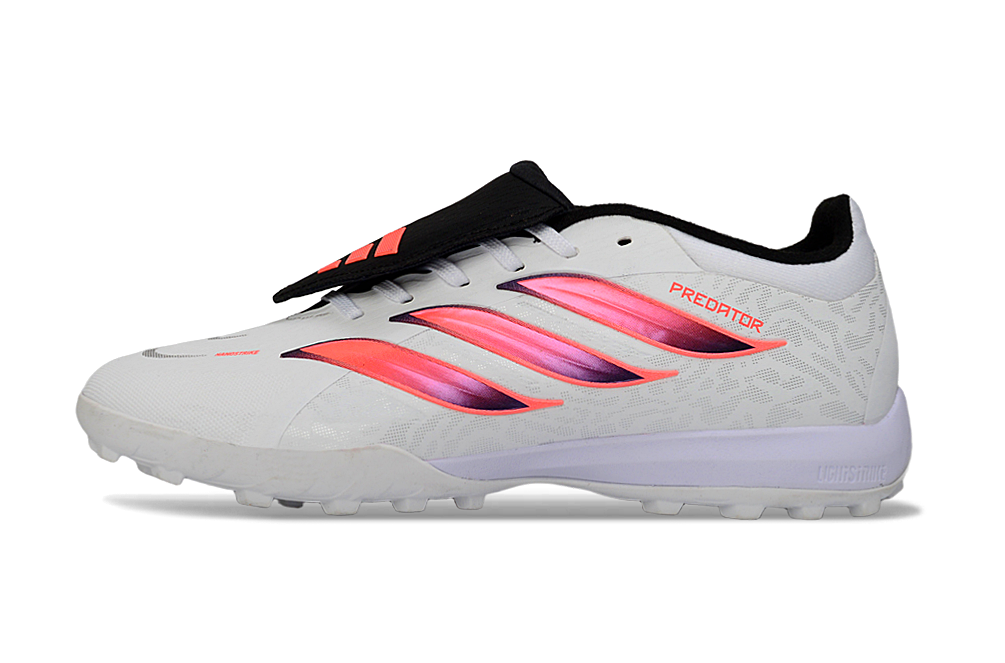 Predator 26 ÉliteFootball Turf Firm