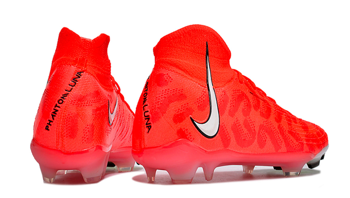 Phantom Luna Elite Firm Ground Football Boots